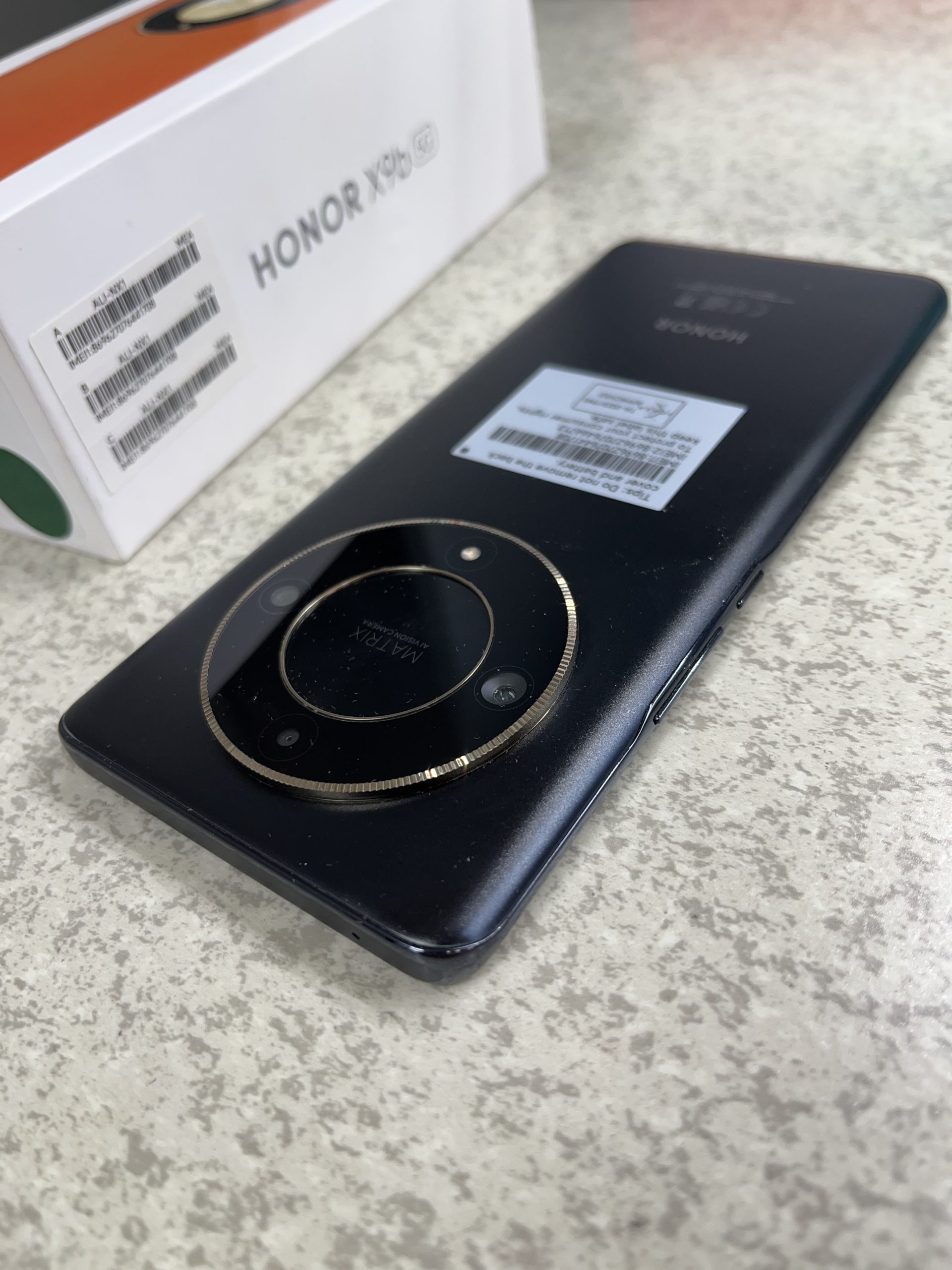 کارکرده-گوشی موبایل آنر  HONOR X9B 5G  ظرفیت 256گیگابایت و رم 12 مشکی1