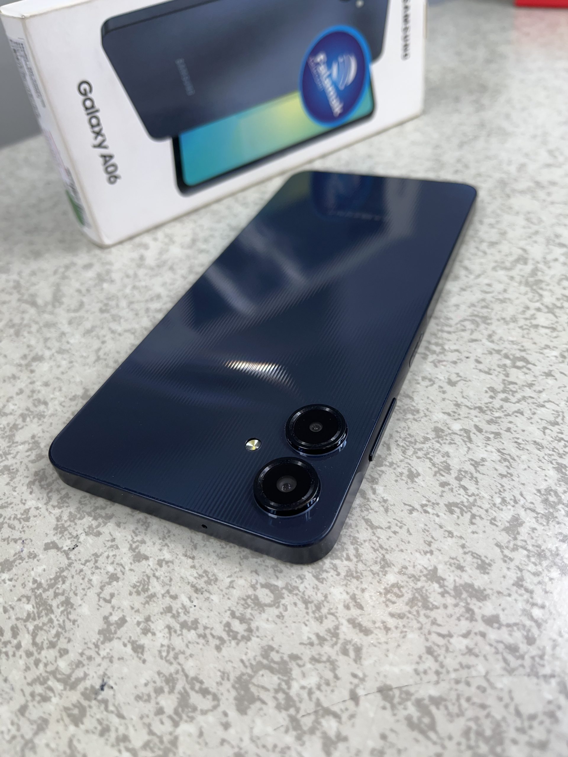 کارکرده-گوشی موبایل سامسونگ مدل Galaxy A06 دو سیم کارت ظرفیت 128 گیگابایت و رم 6 گیگابایت رنگ مشکی4