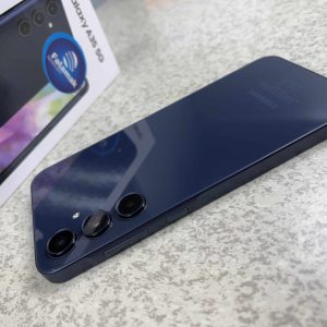 کارکرده – گوشی موبایل سامسونگ مدل Galaxy A35 دو سیم کارت ظرفیت 256 گیگابایت و رم 8 گیگابایت رنگ سرمه ای