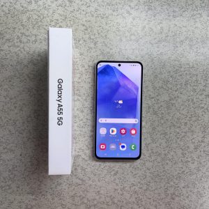 کارکرده – گوشی موبایل سامسونگ مدل Galaxy A55 دو سیم کارت ظرفیت 256 گیگابایت و رم 8 گیگابایت رنگ یاسی
